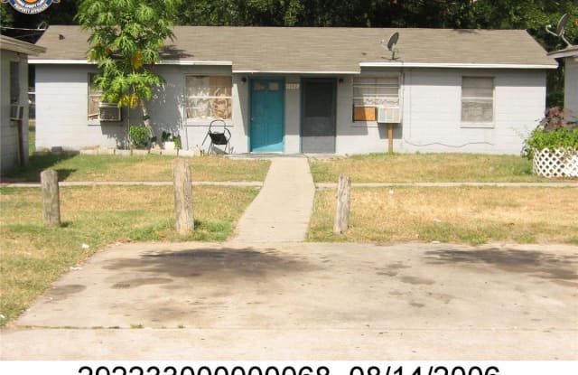 1042 Ola Dr - 2 - 1042 Ola Drive, Orlando, FL 32805