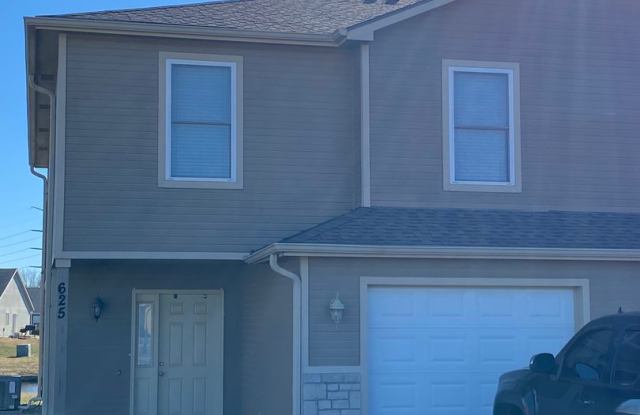 Duplex Located on East Side of MHK - Available for August 2025! photos photos