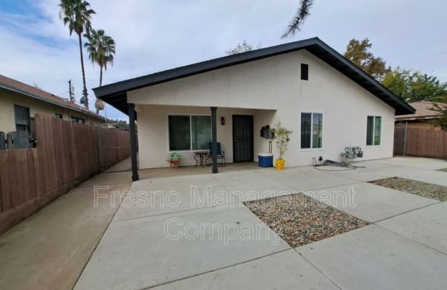 1307 Olive Ave. - 1307 Olive Avenue, Sanger, CA 93657