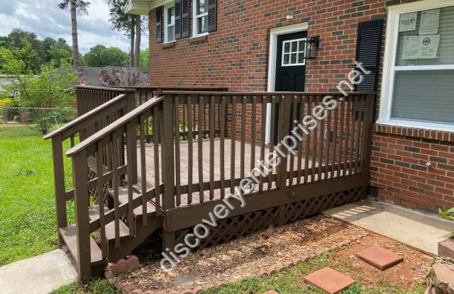 FULLY RENOVATED! 4 Bdrm / 2 Bath Home - Available Now! *1st month's rent FREE w/ 13-month lease* Gallery 3