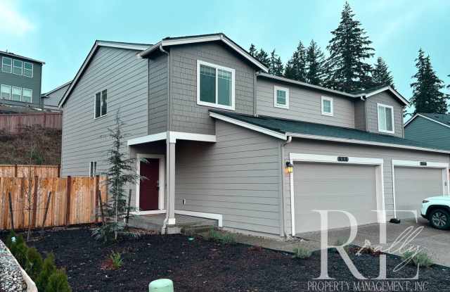 Charming 3-Bedroom, 2.5-Bath Home with Modern Amenities photos photos