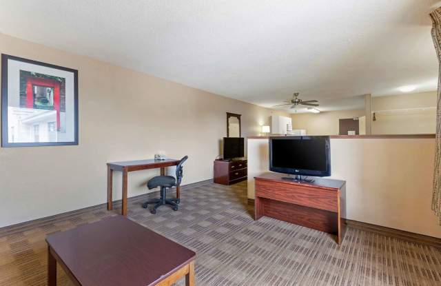 Furnished Studio - Urbandale photos photos