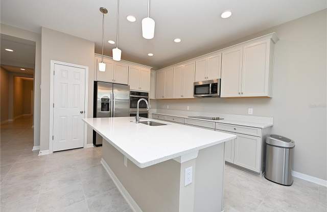 5507 FREESIA Drive Gallery 3