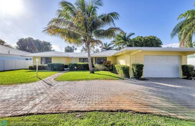 2729 NE 22nd Ave - 2729 Northeast 22nd Avenue, Lighthouse Point, FL 33064