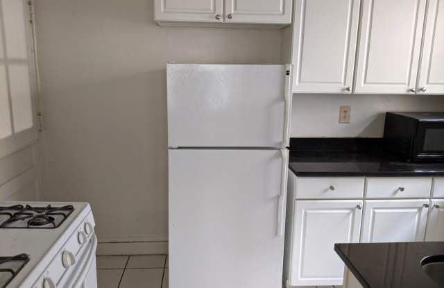 1452 Oak Avenue photos photos