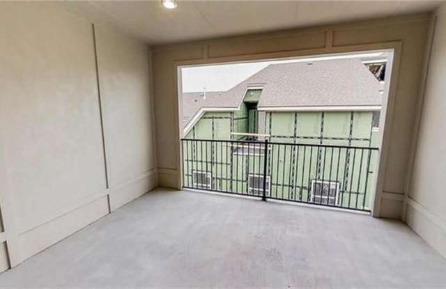 2813 Lindale Drive Gallery 2