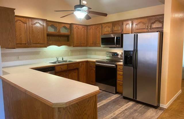 Condo at Cozy Cove - 7818 Cozy Cove Road, Taney County, MO 65616