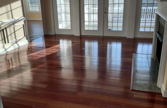 Property located in Ocean Ridge Plantation - 2 bedrooms 2 1/2 baths with several bonus rooms and a 2 car garage Gallery 4