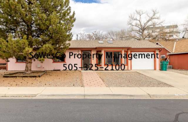 Three Bedroom Home in Central Farmington photos photos