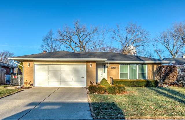 3316 Brookmeade Drive Gallery 2