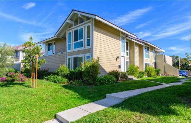 51 Oval Road - 51 Oval Road, Irvine, CA 92604