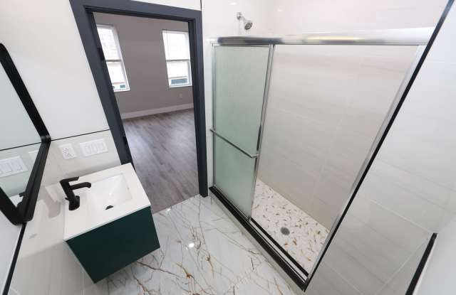 3565 Kensington Ave photos photos