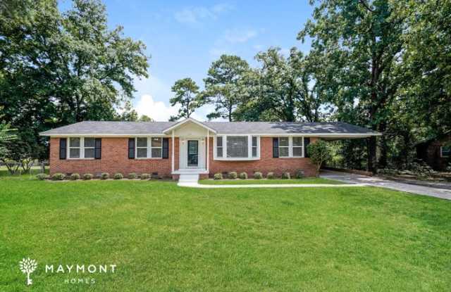 1744 Woodford Road Gallery 1