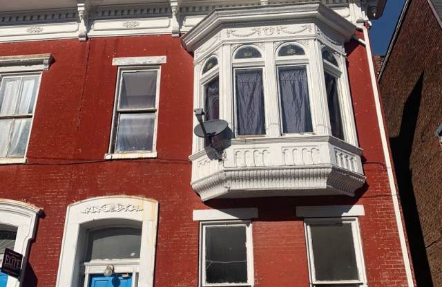 Studio/Efficiency Apartment, 1st Floor-York City photos photos