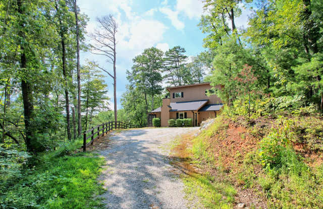 112 John English Dr photos photos