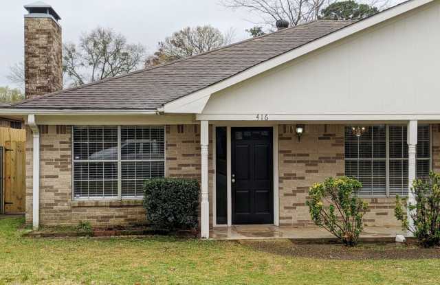 South Tyler - Updated 3 Bedroom, 2 Bath Duplex photos photos