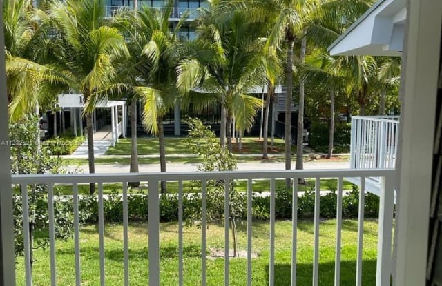 100 Sunrise Dr photos photos