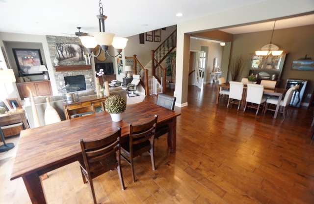 205 Lakeview Road East Gallery 2