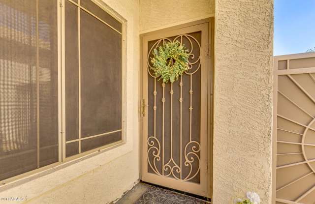 596 W MARIPOSA Street Gallery 2