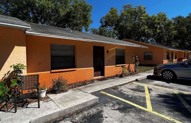 950 BELTREES STREET - 950 Beltrees Street, Dunedin, FL 34698