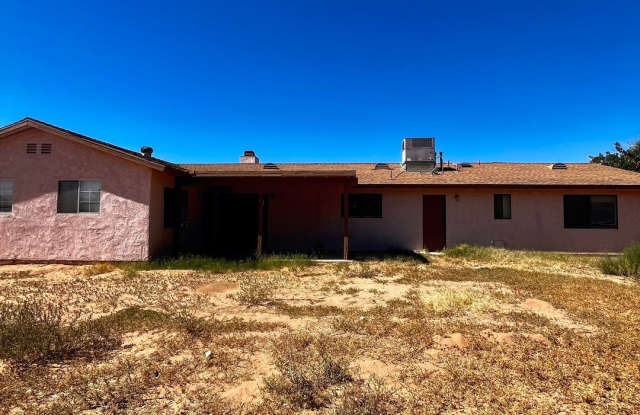 3 BEDROOM HOME IN APPLE VALLEY Gallery 4