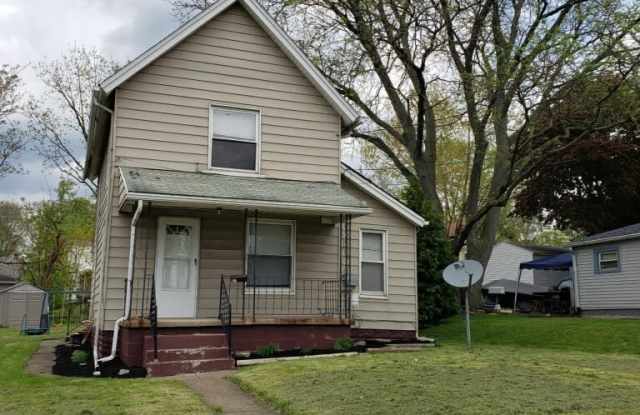 22 Cherry Street - 22 Cherry, Girard, OH 44420