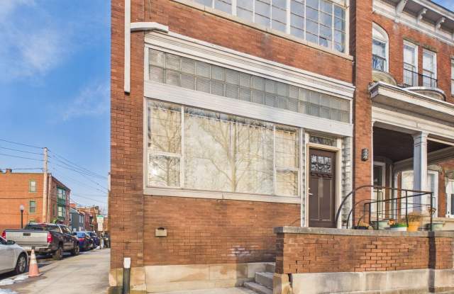 1017 N Front St photos photos