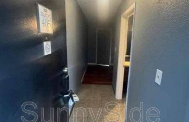 8421 South Orange Blossom Trail Gallery 2