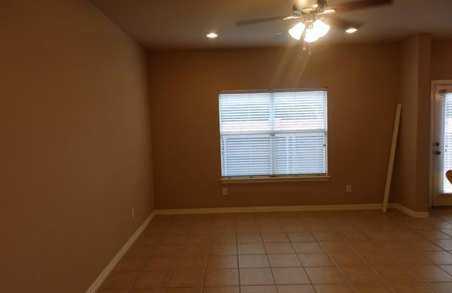 7252 Mediterranean Drive Gallery 4