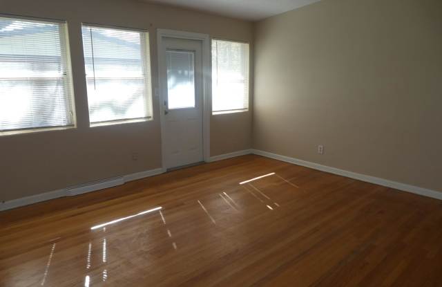 3724 PONCE DE LEON AVE Gallery 4