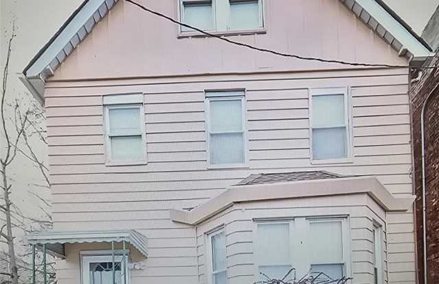 442 Tompkins Avenue - 442 Tompkins Avenue, Staten Island, NY 10305