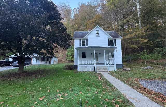 576 Glenfield Rd photos photos
