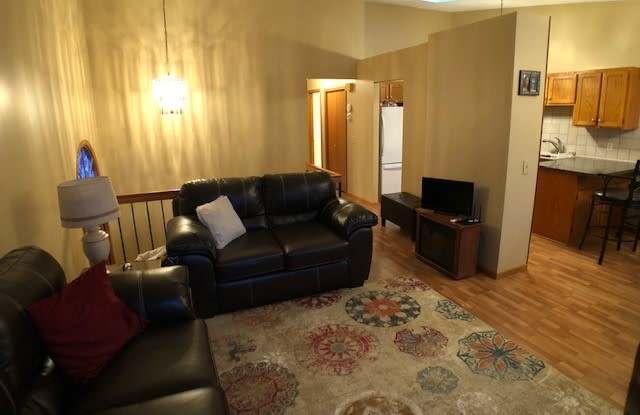 359 Upper Wood Way Gallery 3
