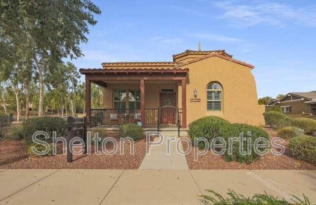 21056 W Court St photos photos