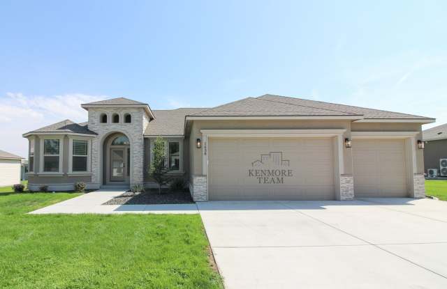 3 Bedroom, 2 Bath Home in Richland photos photos