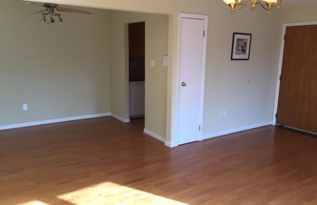 Stunning Condo - Bells Corner photos photos