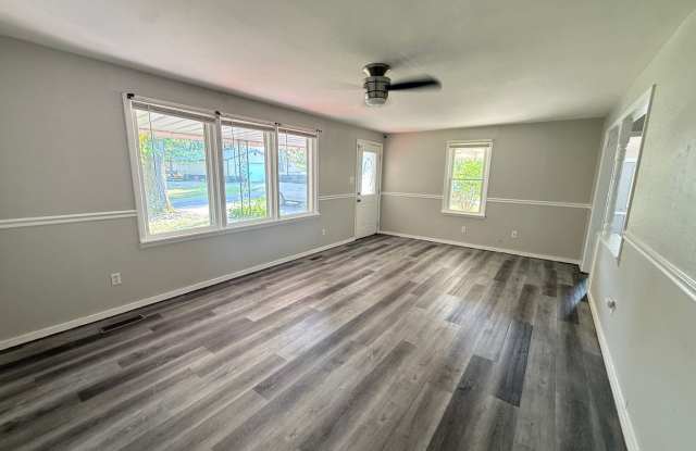 3 bedroom house in Benton Gallery 4