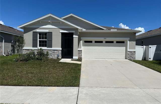 5225 MEADOW SONG DRIVE - 5225 Meadow Song Drive, Leesburg, FL 34748