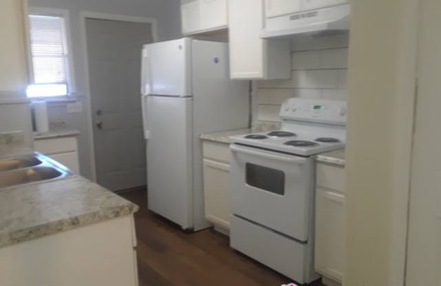 6425 Crawford Lane W Gallery 2