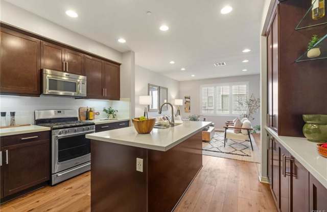 12913 Mission Avenue - 12913 Mission Avenue, Hawthorne, CA 90250