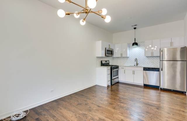 2301 West Chicago Avenue Gallery 3