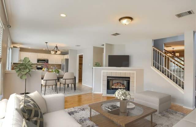 4404  Campo Verde DR Gallery 2