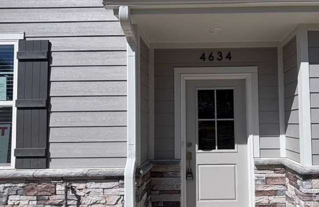 Brand new three-bedroom, 2.5-bath townhome photos photos