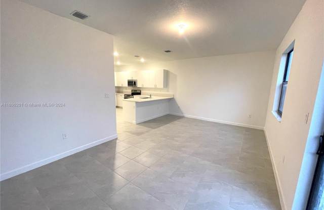 12959 SW 231st Ter Gallery 2