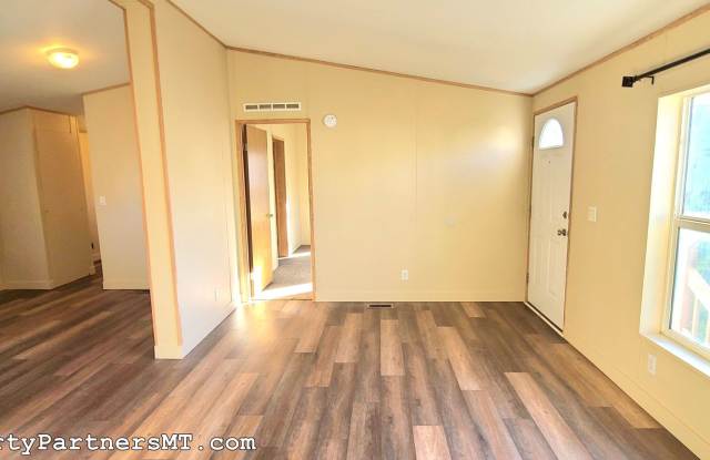 !!! One month's Rent Credit 2025!!! 3 Bed 2 Bath Modular house photos photos