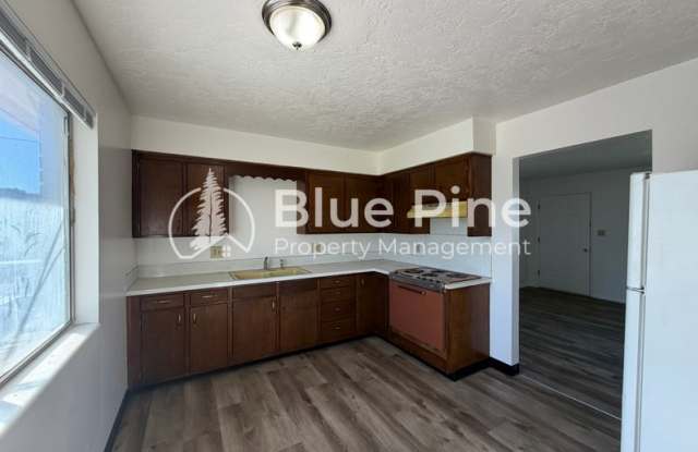 1491 Mountain View Lane Gallery 3