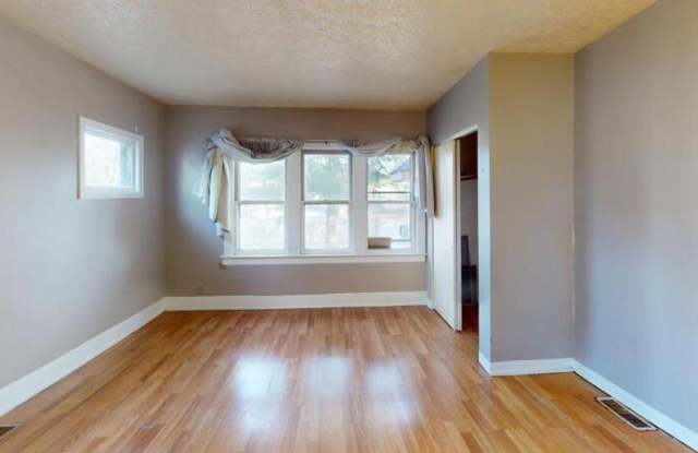 373 West Ave photos photos