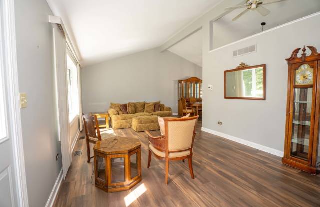 16409 Winding Creek Road Gallery 2
