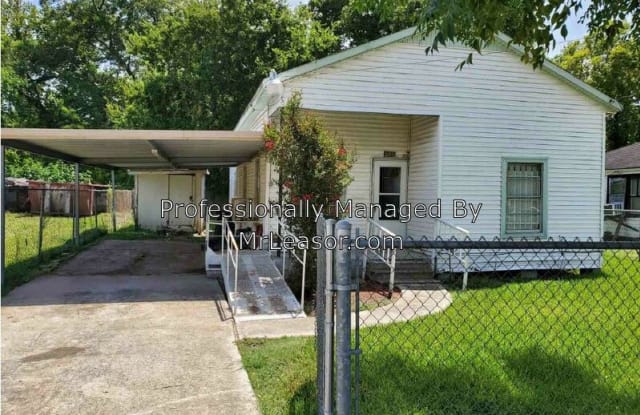 4622 FALLS ST - 4622 Falls Street, Houston, TX 77026