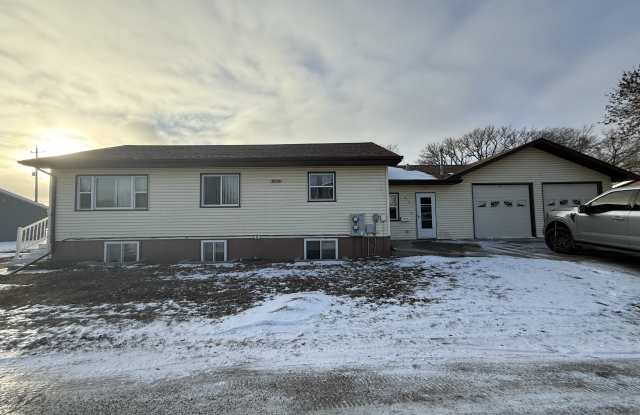 813 North High Street - 2 photos photos 813 North High Street - 2 photos photos